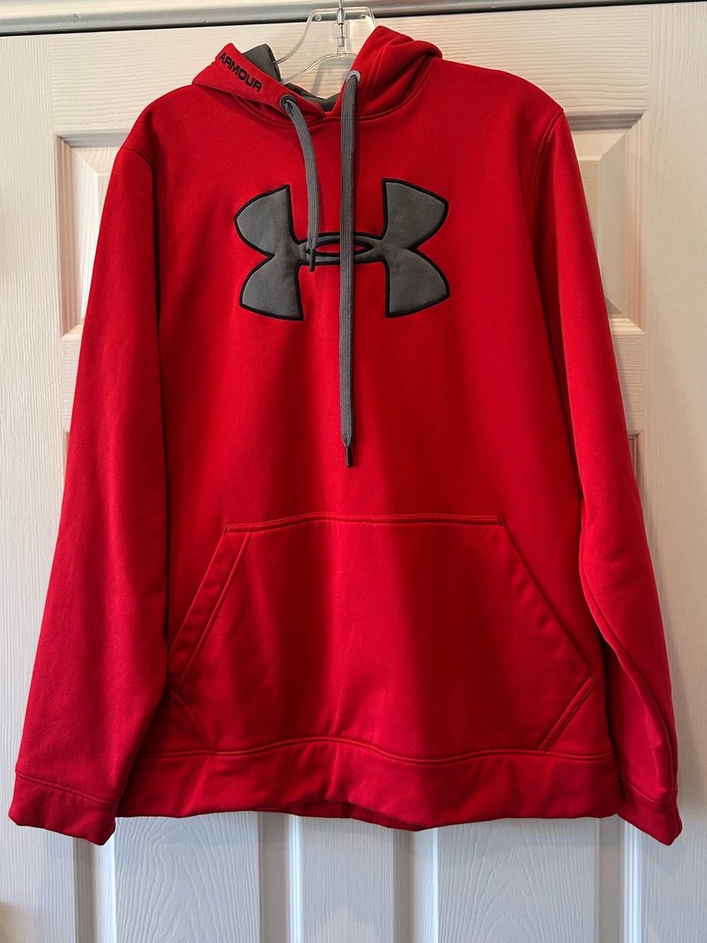 Under Armour Men’s Red Crewneck Hoodie Size Large Polyester Pullover